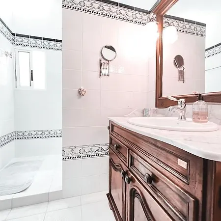 Διαμέρισμα Charming Spanish Style Bungalow, Bbq,wf,terrace Mir09 Costa Adeje (Tenerife)
